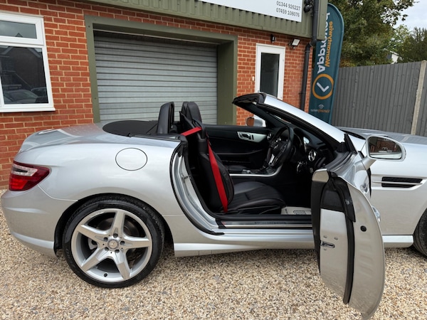 Used Mercedes-Benz SLK 2013 for sale - 75564213: Photo 11