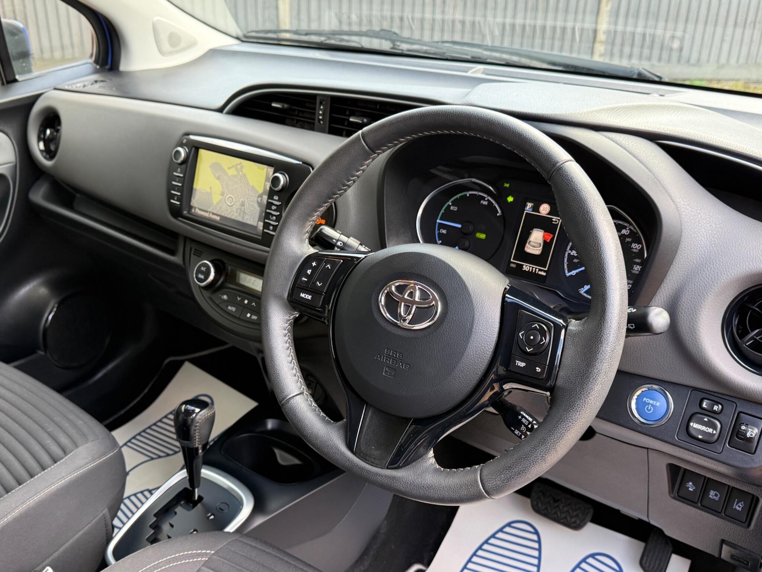 Used Toyota Yaris 2017 for sale - 77279402: Photo 16