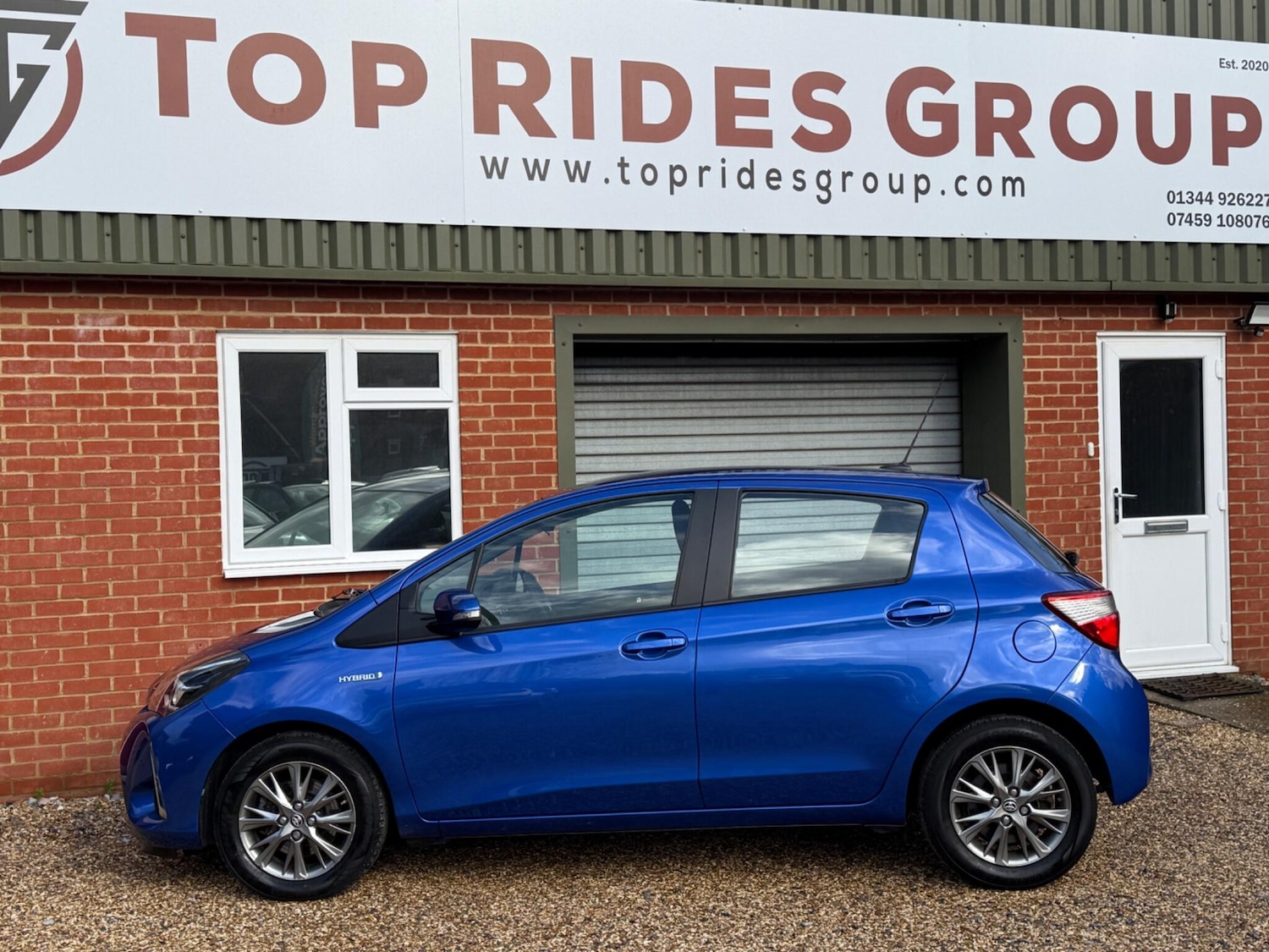 Used Toyota Yaris 2017 for sale - 77279402: Photo 2