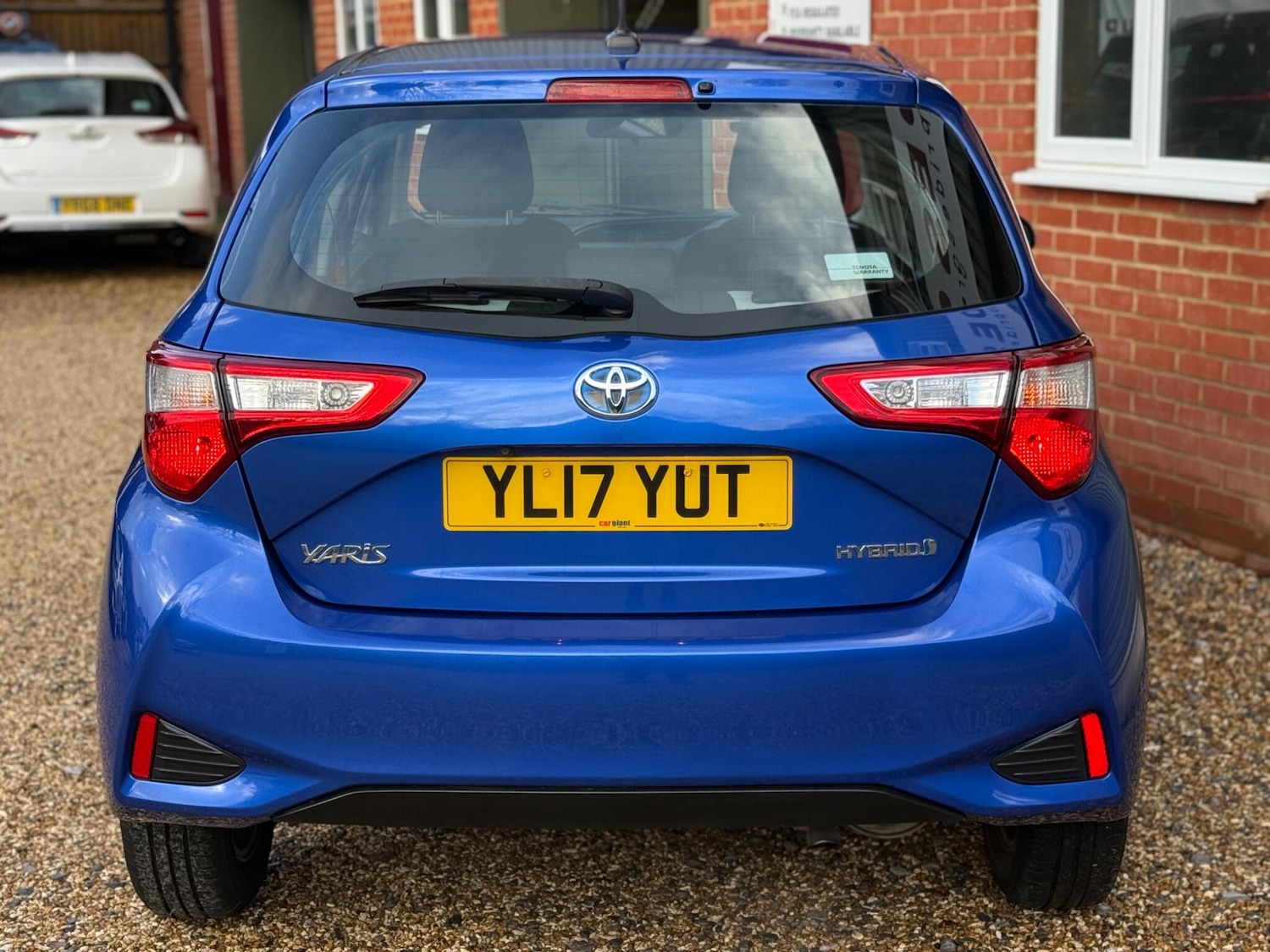 Used Toyota Yaris 2017 for sale - 77279402: Photo 22