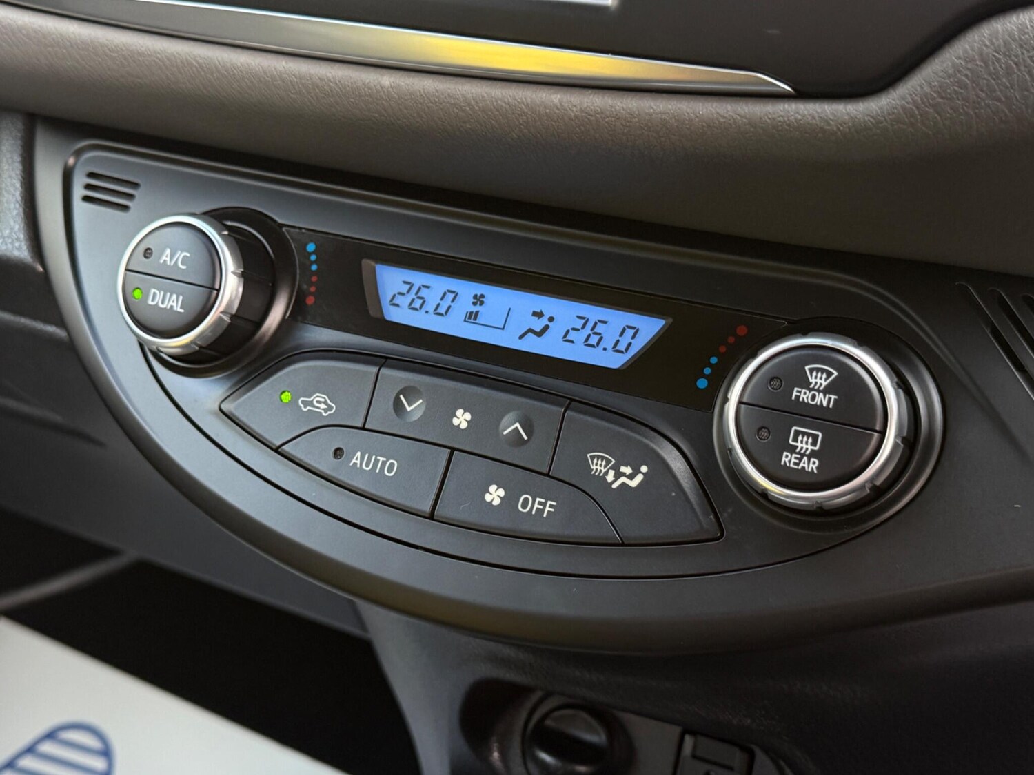 Used Toyota Yaris 2017 for sale - 77279402: Photo 53