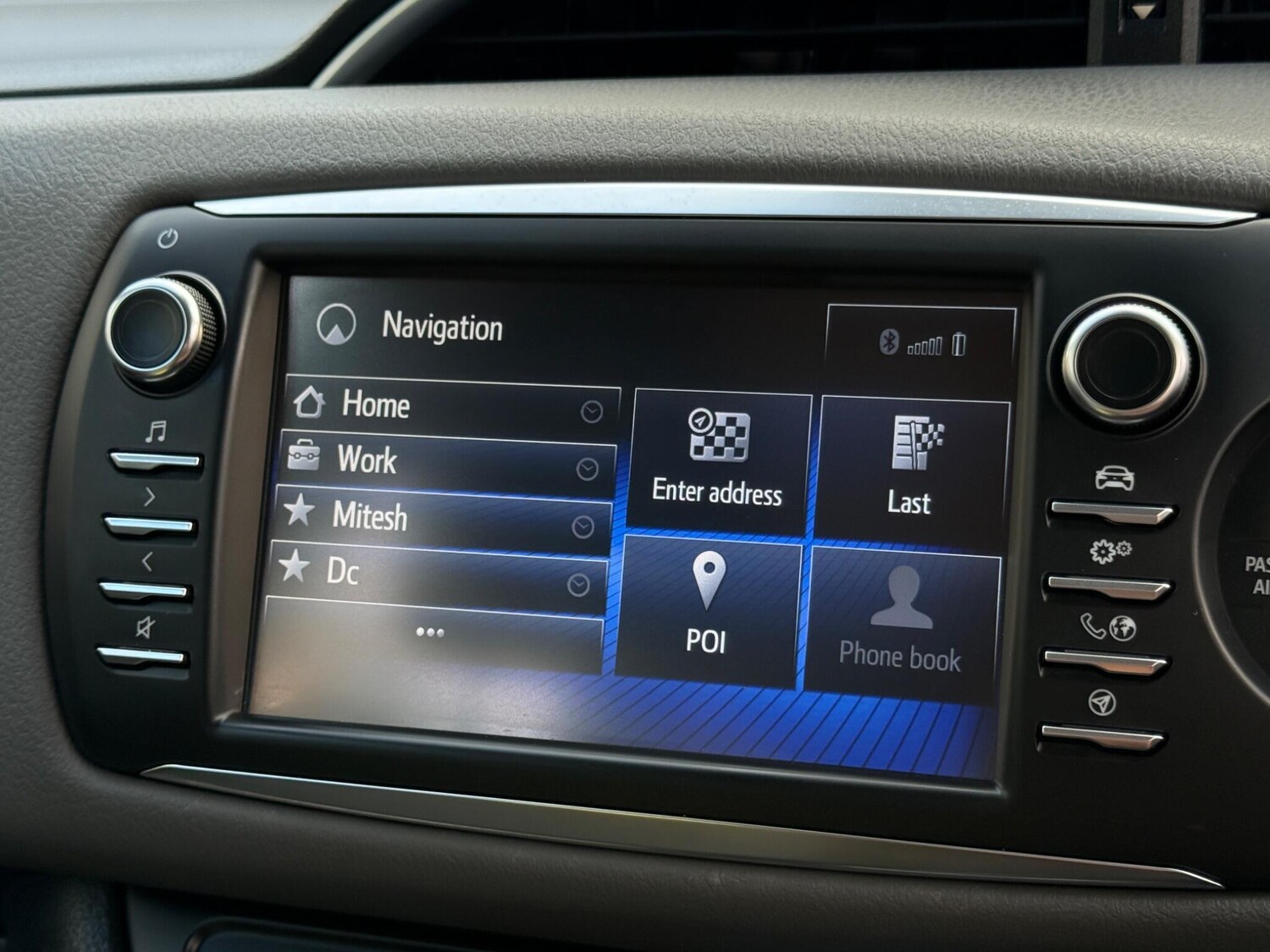 Used Toyota Yaris 2017 for sale - 77279402: Photo 74