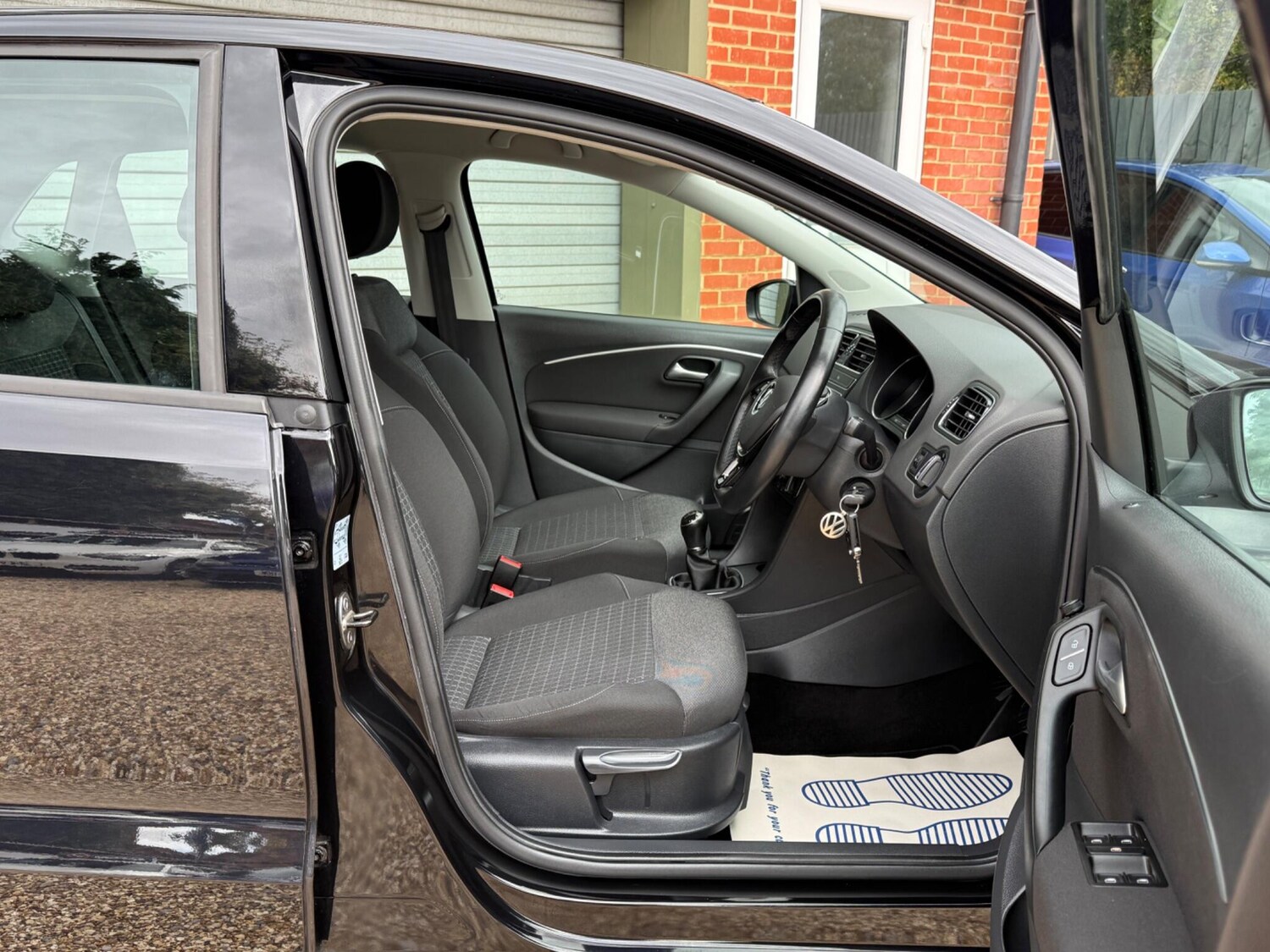 Used Volkswagen Polo 2015 for sale - 76153033: Photo 10