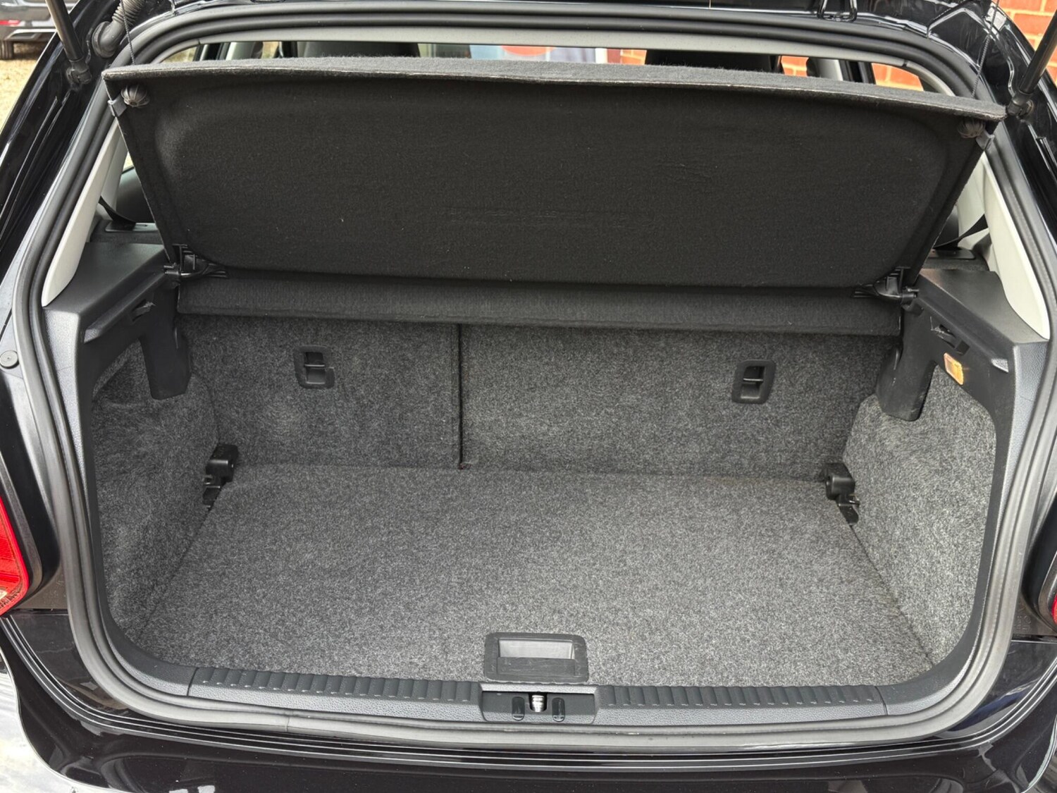 Used Volkswagen Polo 2015 for sale - 76153033: Photo 19