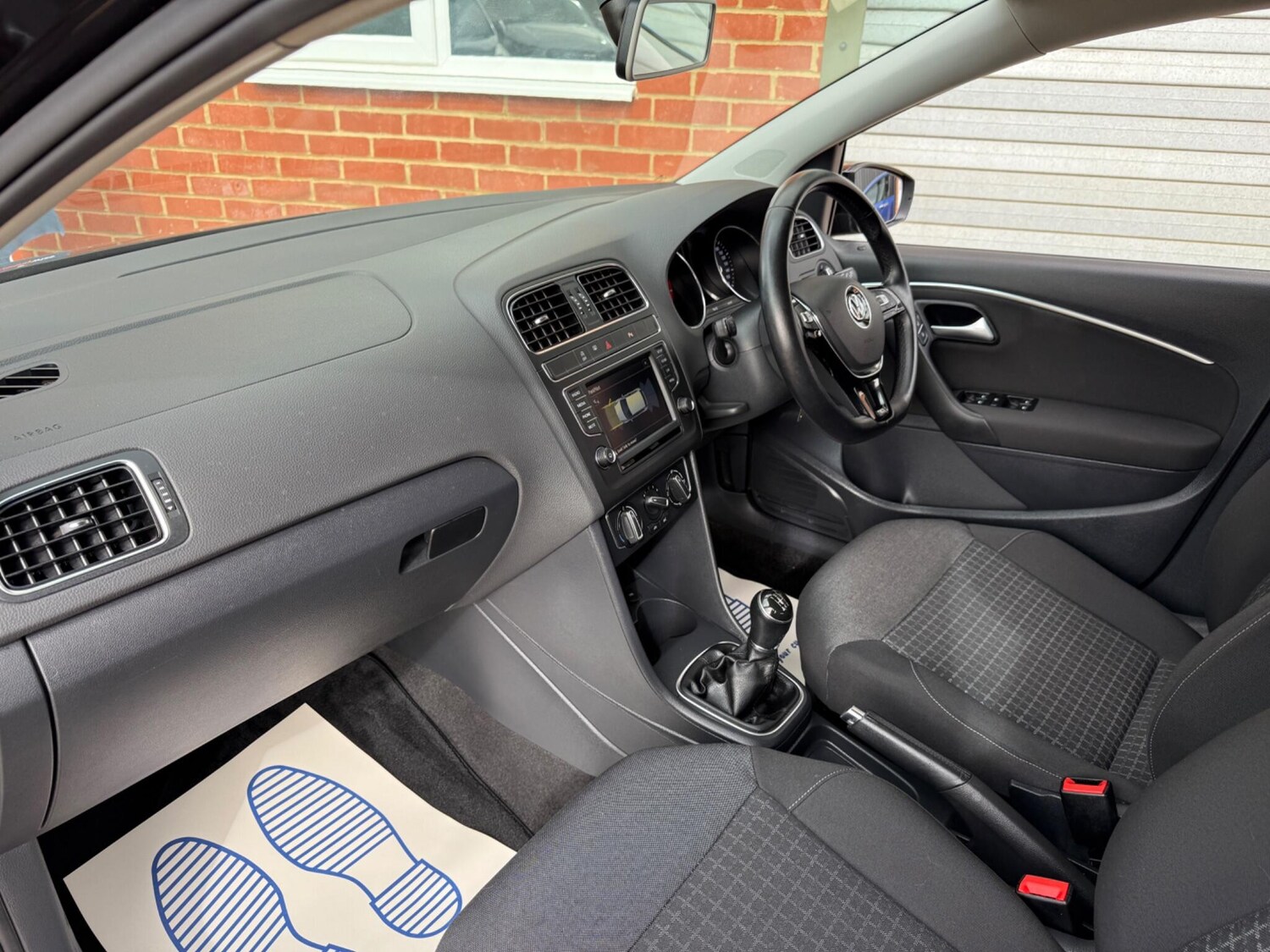 Used Volkswagen Polo 2015 for sale - 76153033: Photo 26