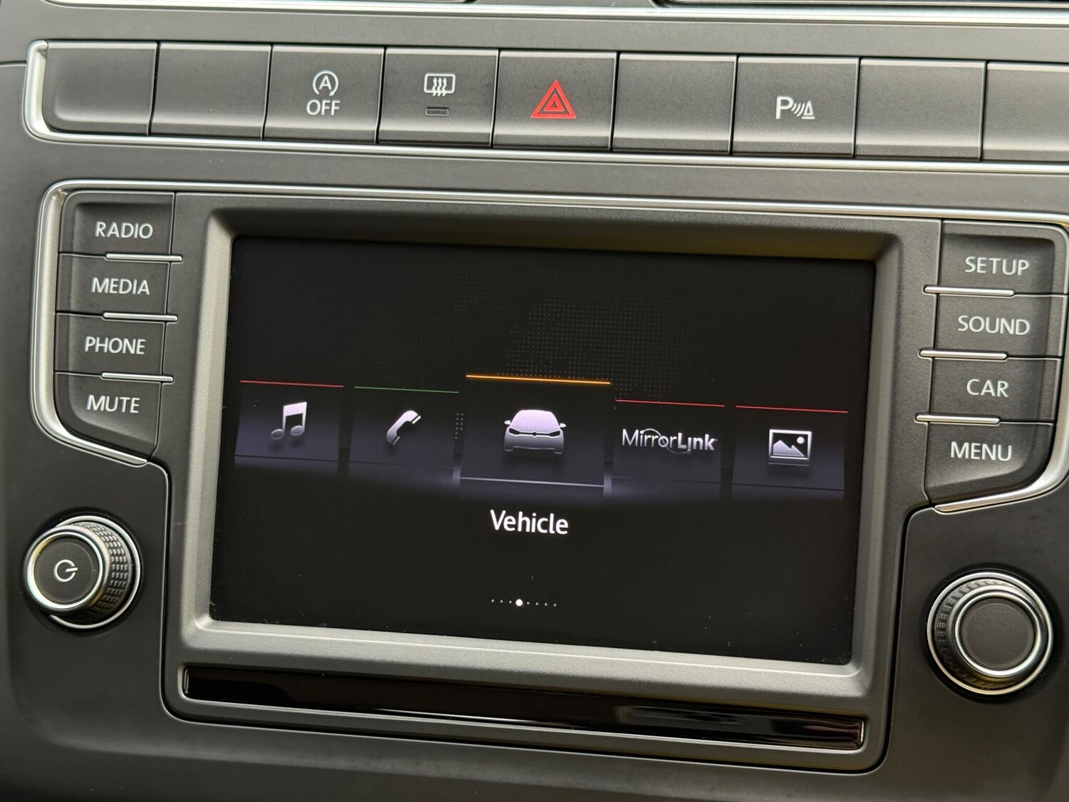 Used Volkswagen Polo 2015 for sale - 76153033: Photo 42