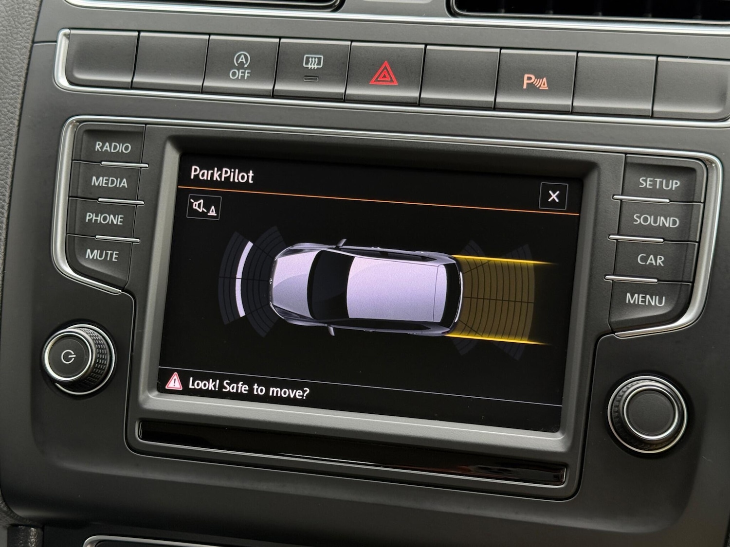 Used Volkswagen Polo 2015 for sale - 76153033: Photo 7