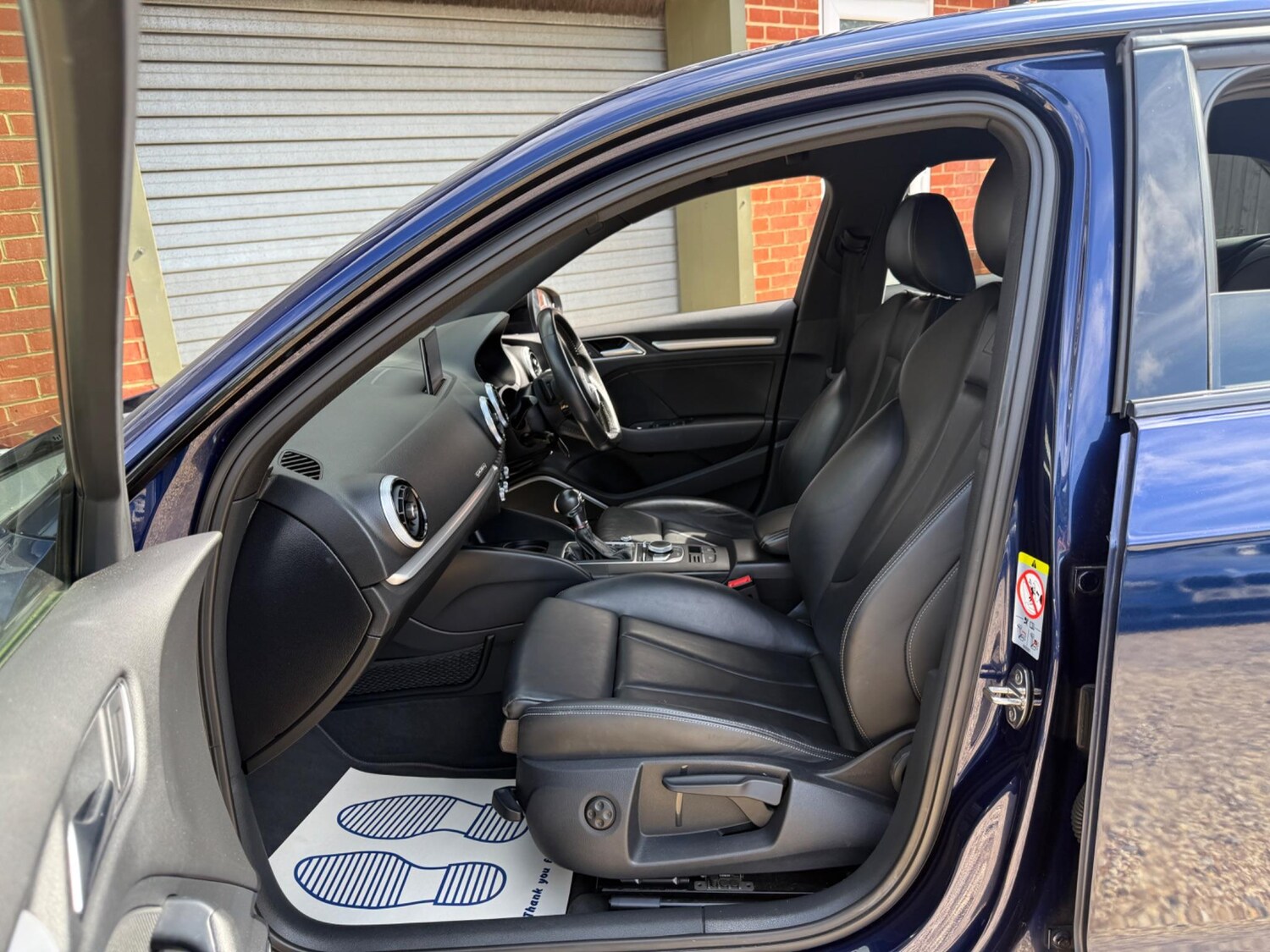 Vehicle 29