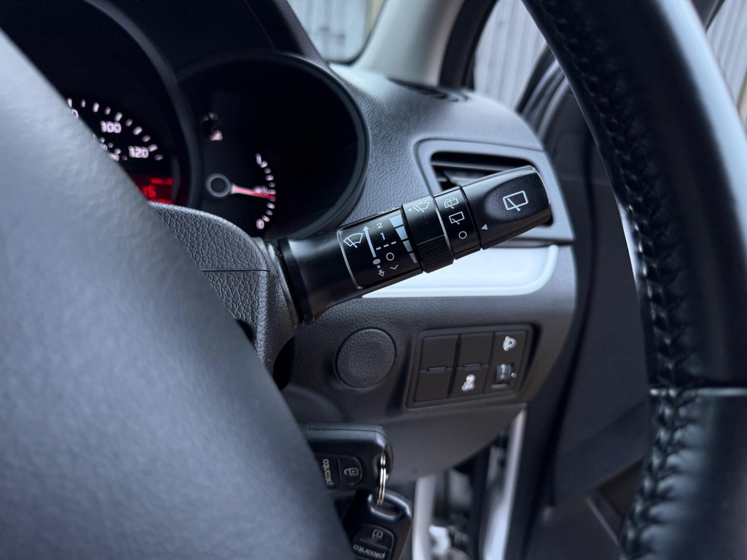 Used Kia Picanto 2013 for sale - 77001980: Photo 30