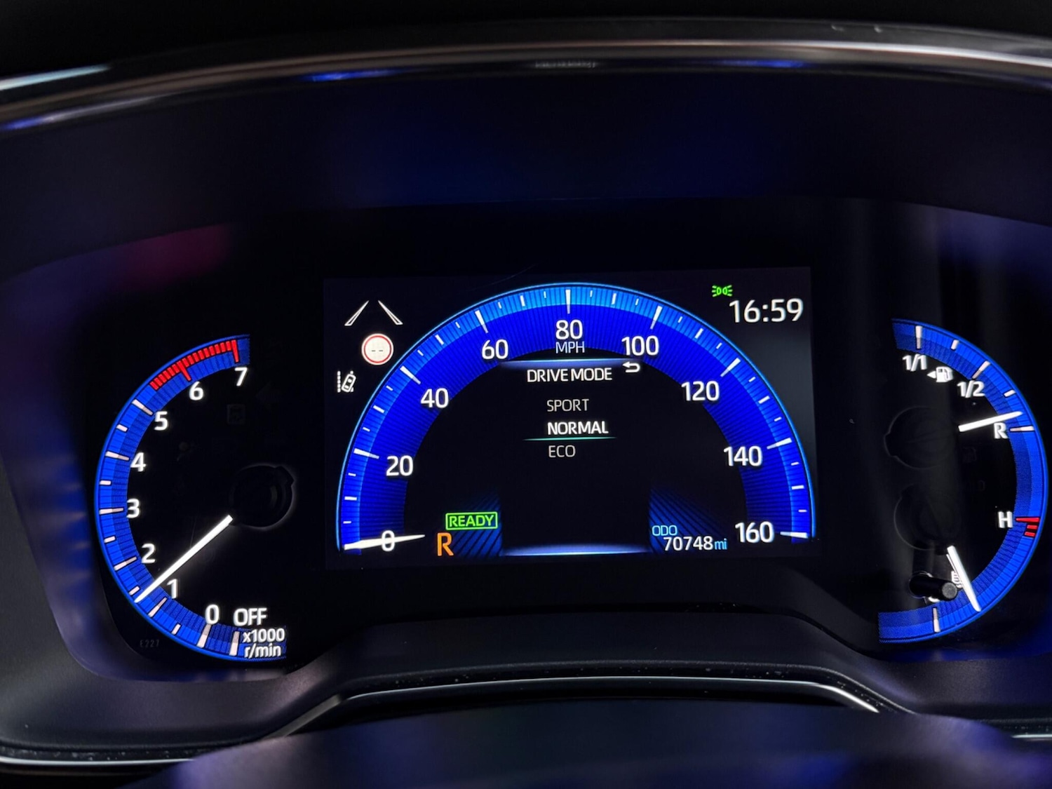 Used Toyota Corolla 2021 for sale - 76781244: Photo 44