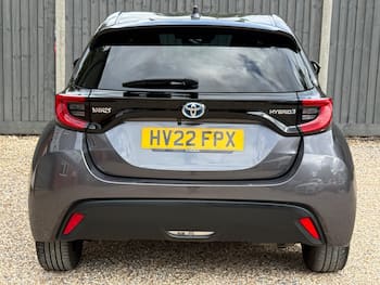 Used Toyota Yaris 2022 for sale - 79727042: Photo