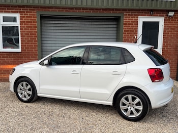 Used Volkswagen Polo 2014 for sale - 75030734: Photo