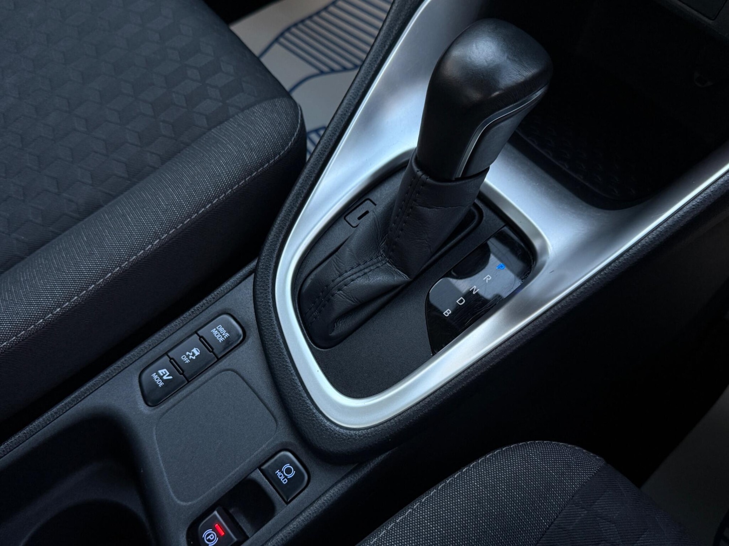 Used Toyota Yaris 2021 for sale - 77001988: Photo 10