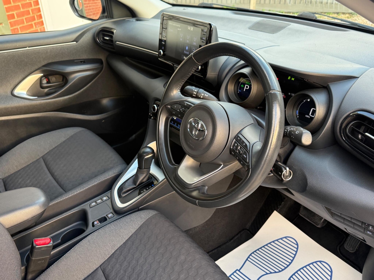 Used Toyota Yaris 2021 for sale - 77001988: Photo 17