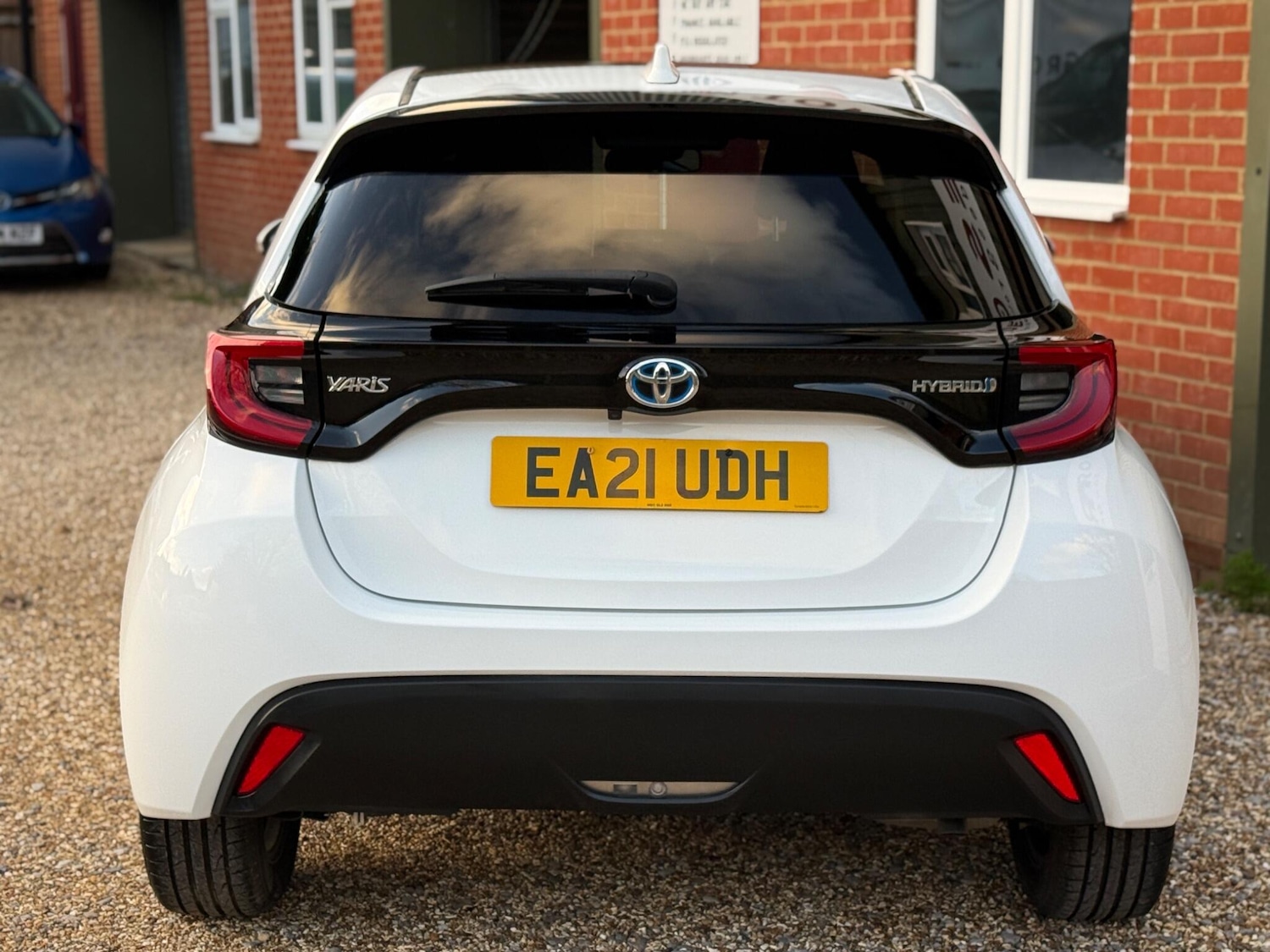 Used Toyota Yaris 2021 for sale - 77001988: Photo 23