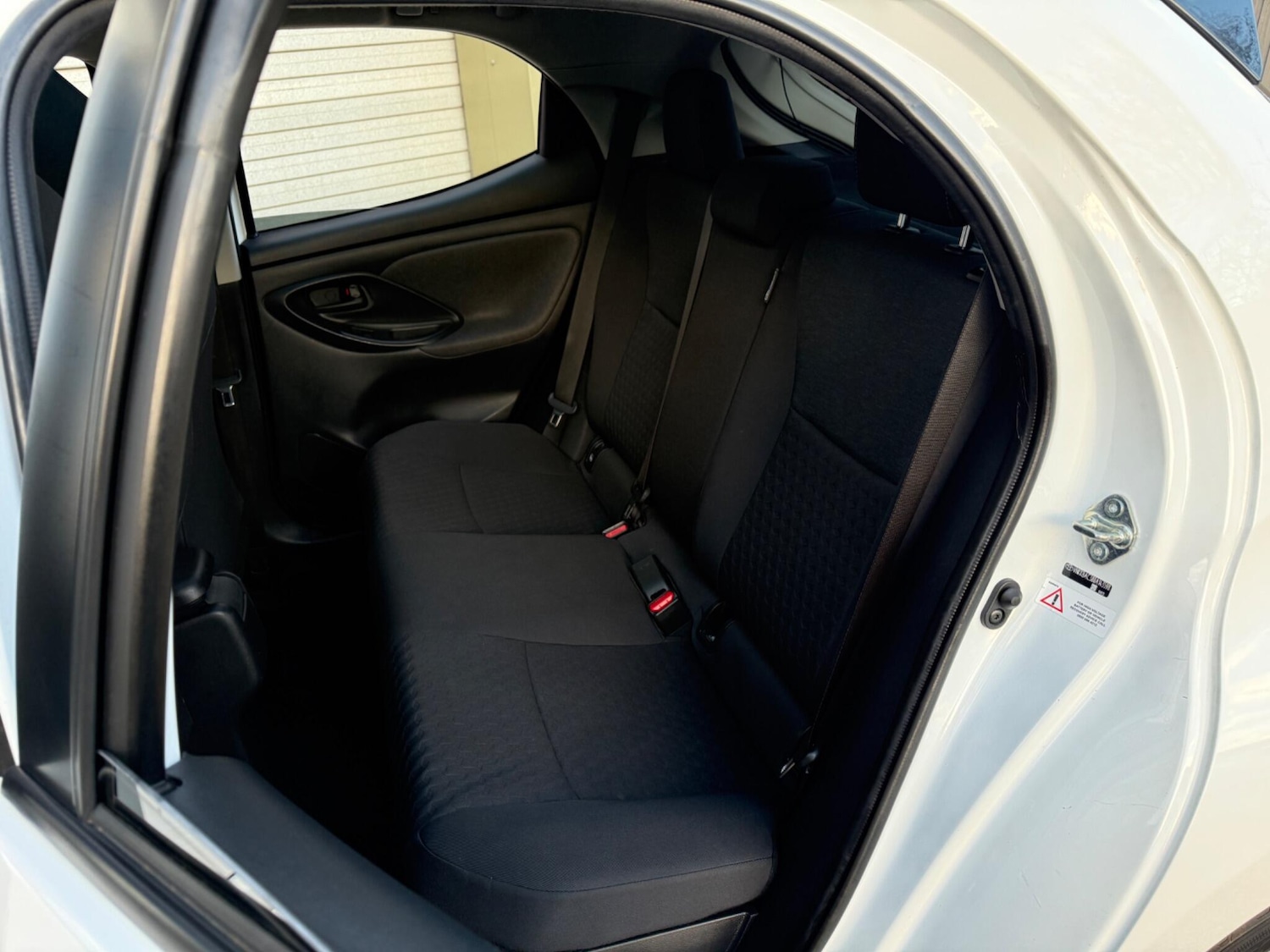 Used Toyota Yaris 2021 for sale - 77001988: Photo 28