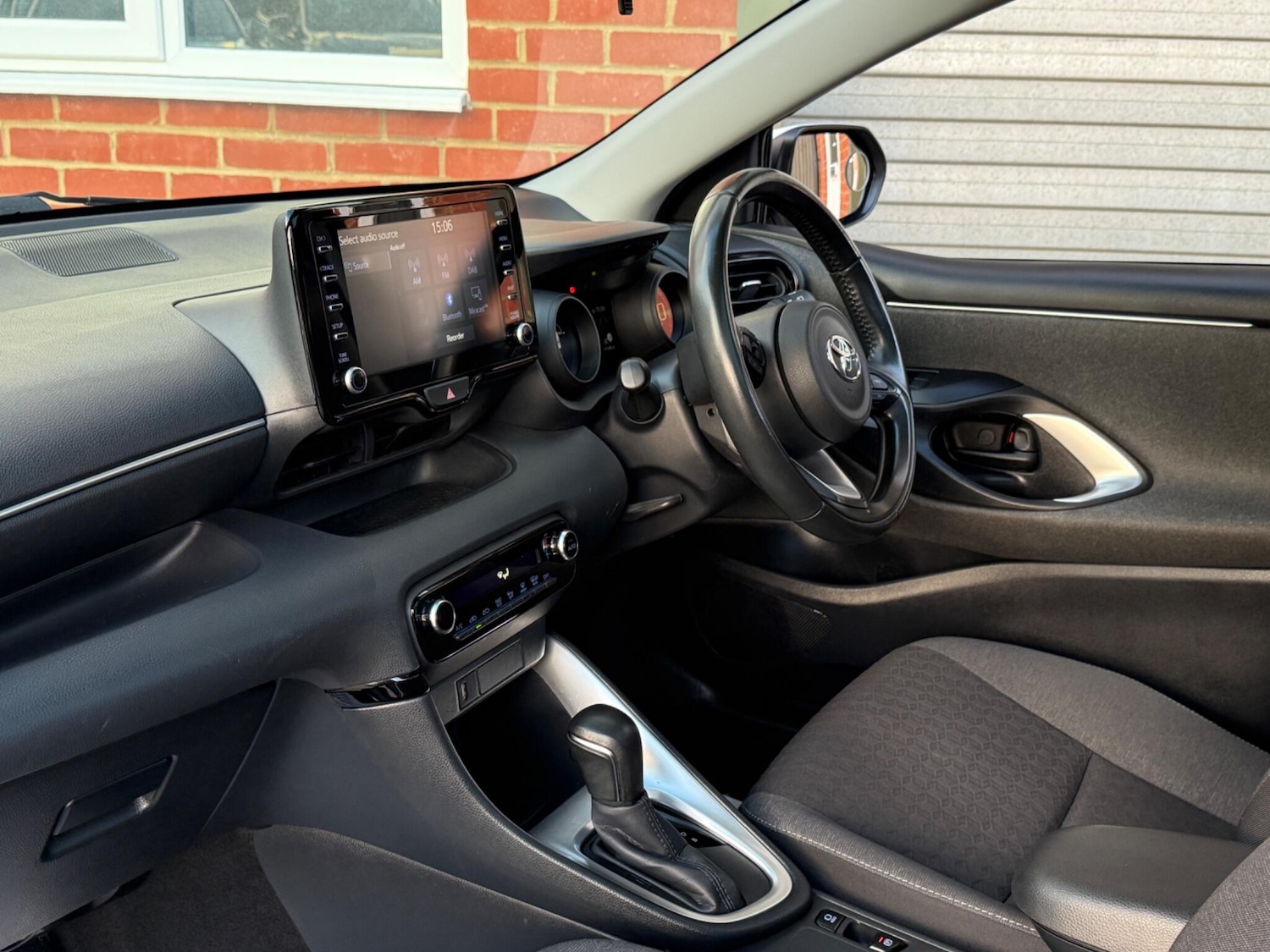 Used Toyota Yaris 2021 for sale - 77001988: Photo 30