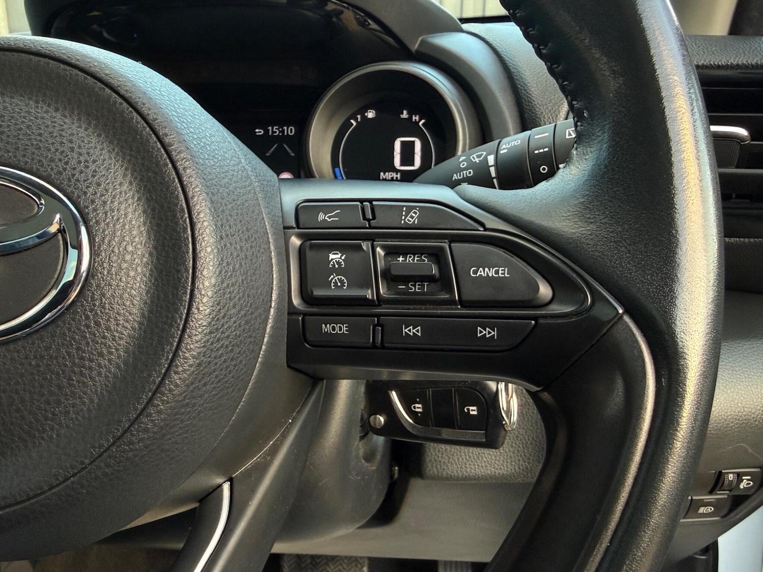 Used Toyota Yaris 2021 for sale - 77001988: Photo 32