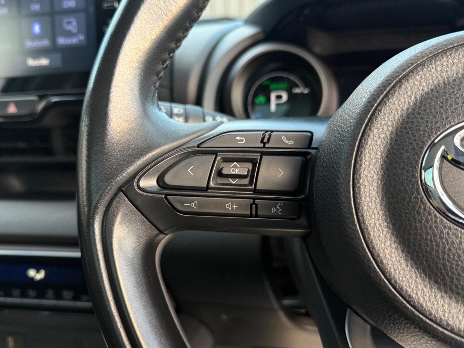 Used Toyota Yaris 2021 for sale - 77001988: Photo 33