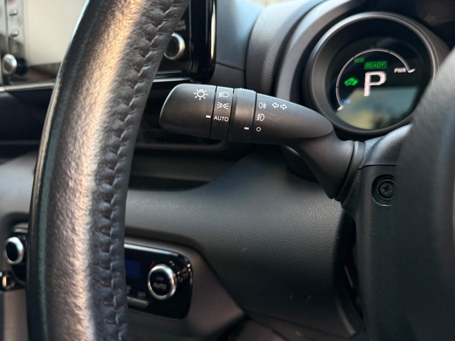 Used Toyota Yaris 2021 for sale - 77001988: Photo 34