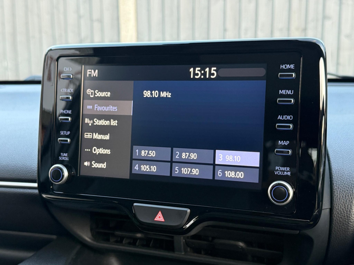 Used Toyota Yaris 2021 for sale - 77001988: Photo 51