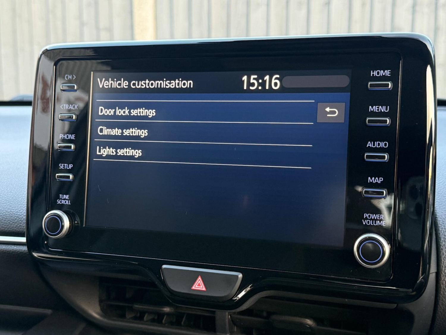 Used Toyota Yaris 2021 for sale - 77001988: Photo 64