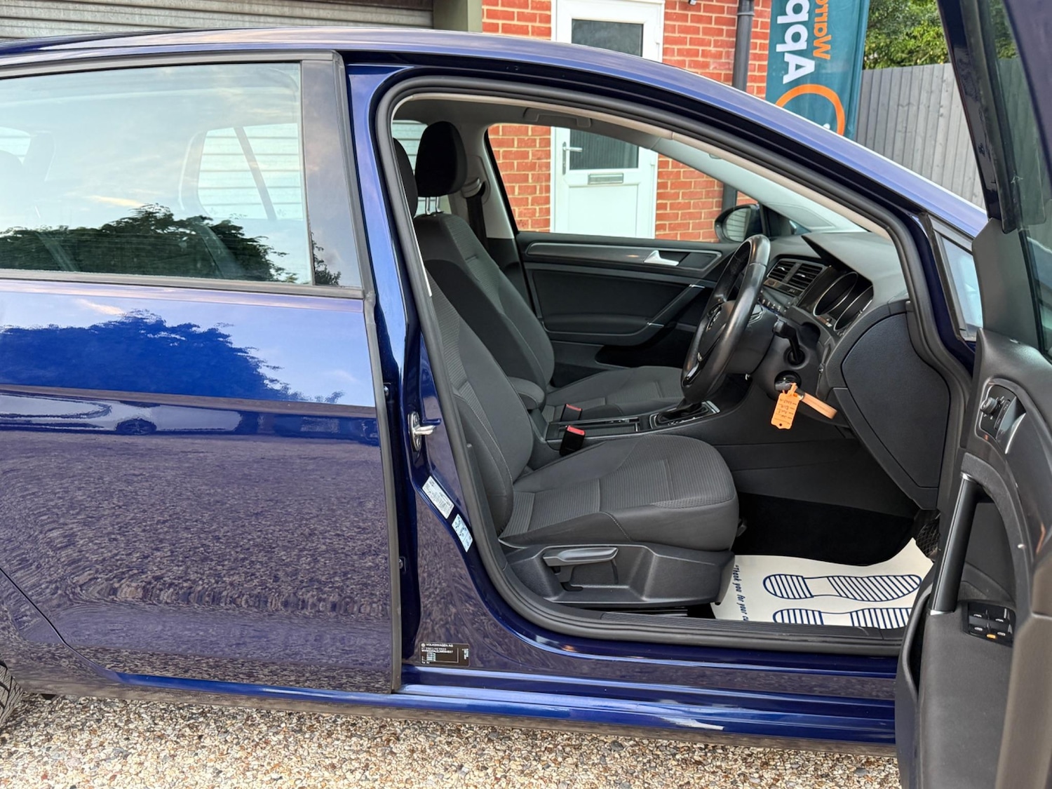 Used Volkswagen Golf 2017 for sale - 77001971: Photo 11