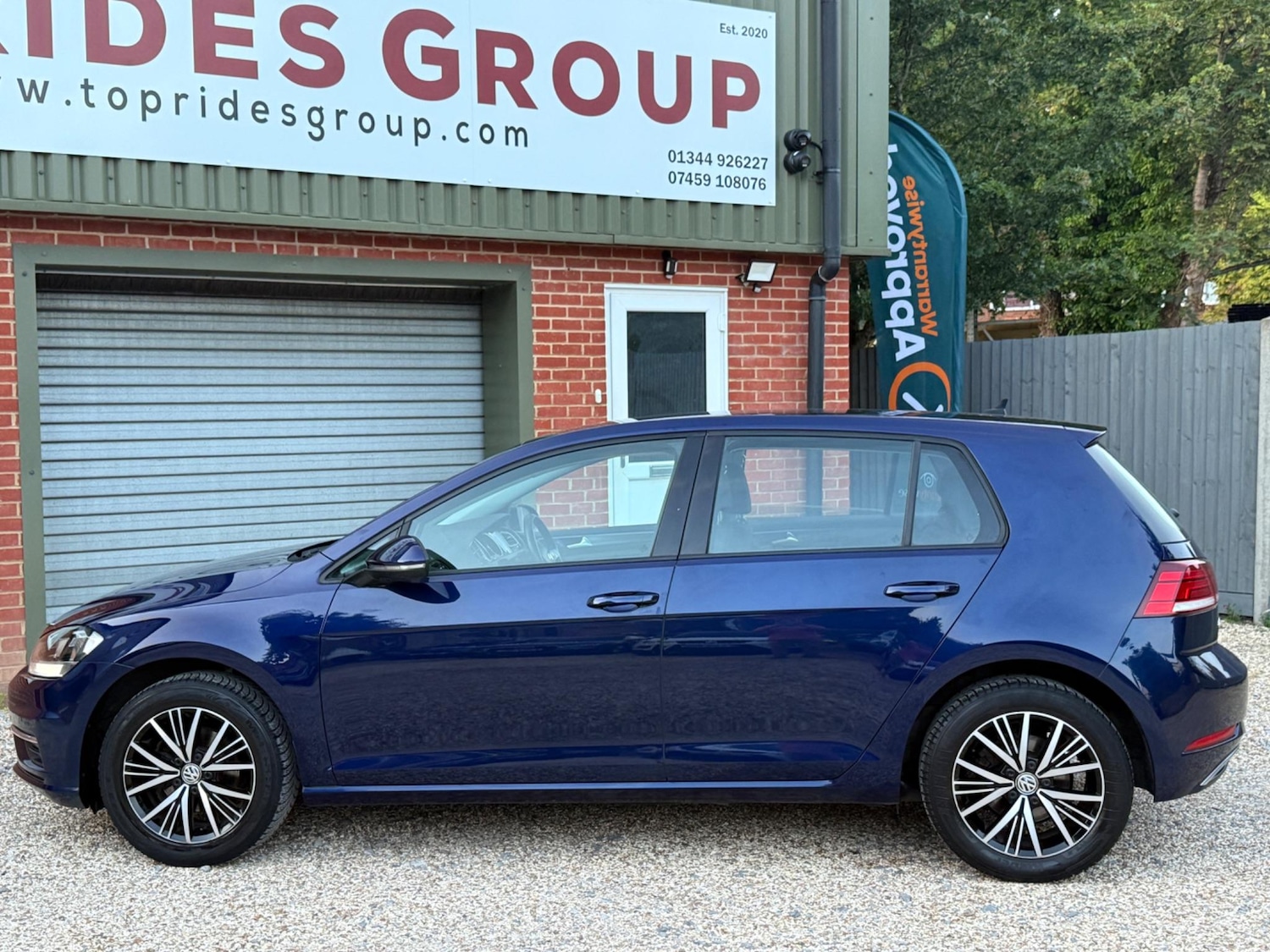 Used Volkswagen Golf 2017 for sale - 77001971: Photo 23