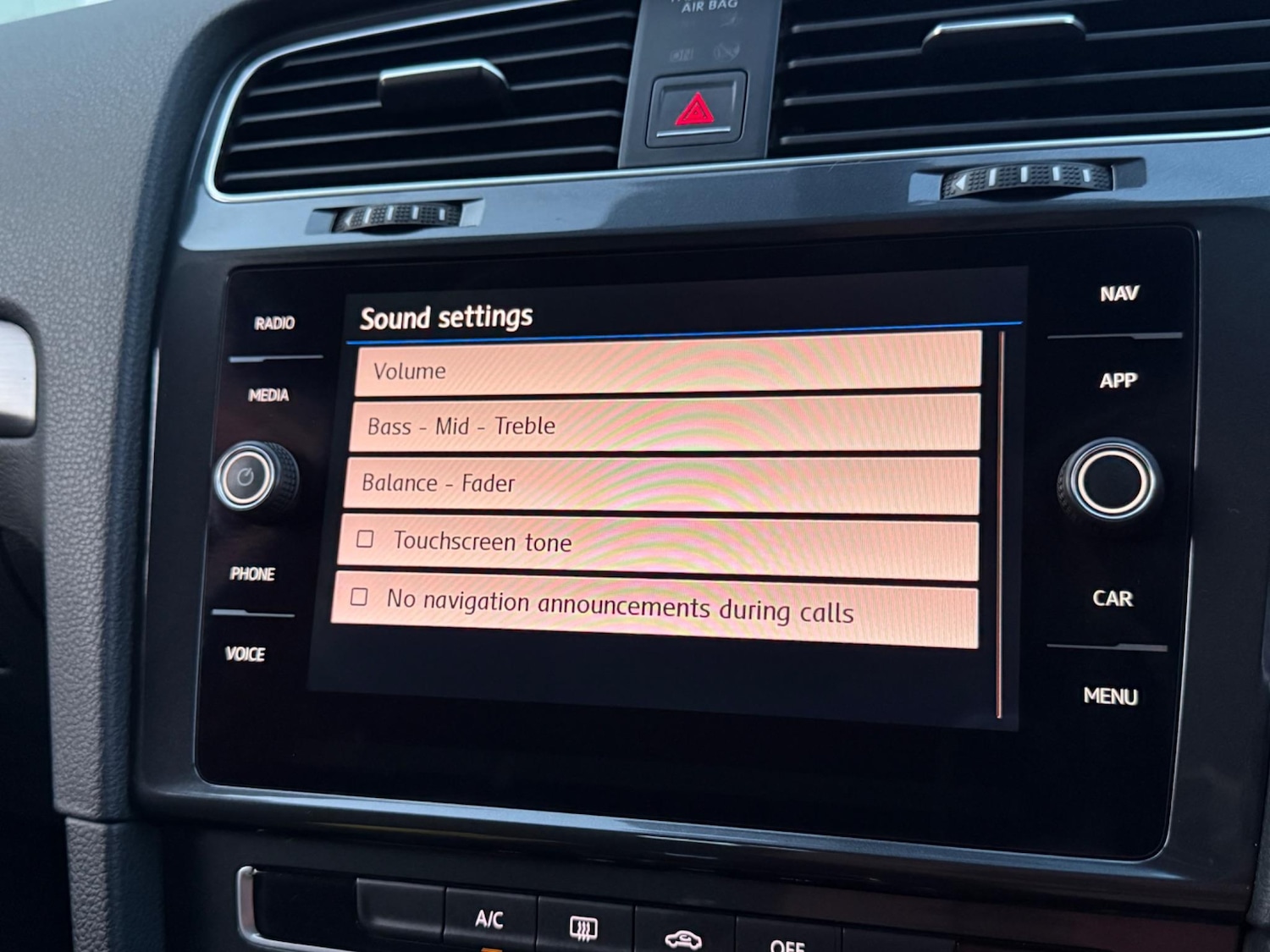 Used Volkswagen Golf 2017 for sale - 77001971: Photo 69