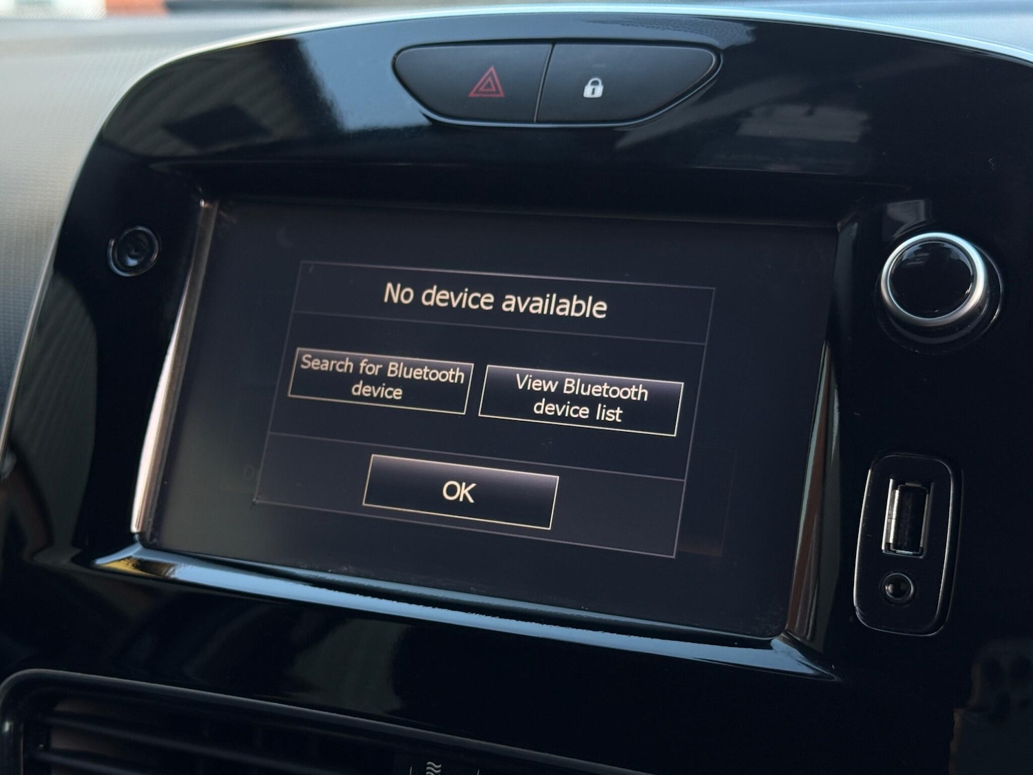 Used Renault Clio 2017 for sale - 76781092: Photo 38