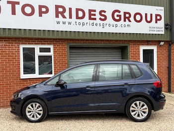 Used Volkswagen Golf SV 2015 for sale - 76043405: Photo