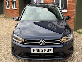 Used Volkswagen Golf SV 2015 for sale - 76043405: Photo