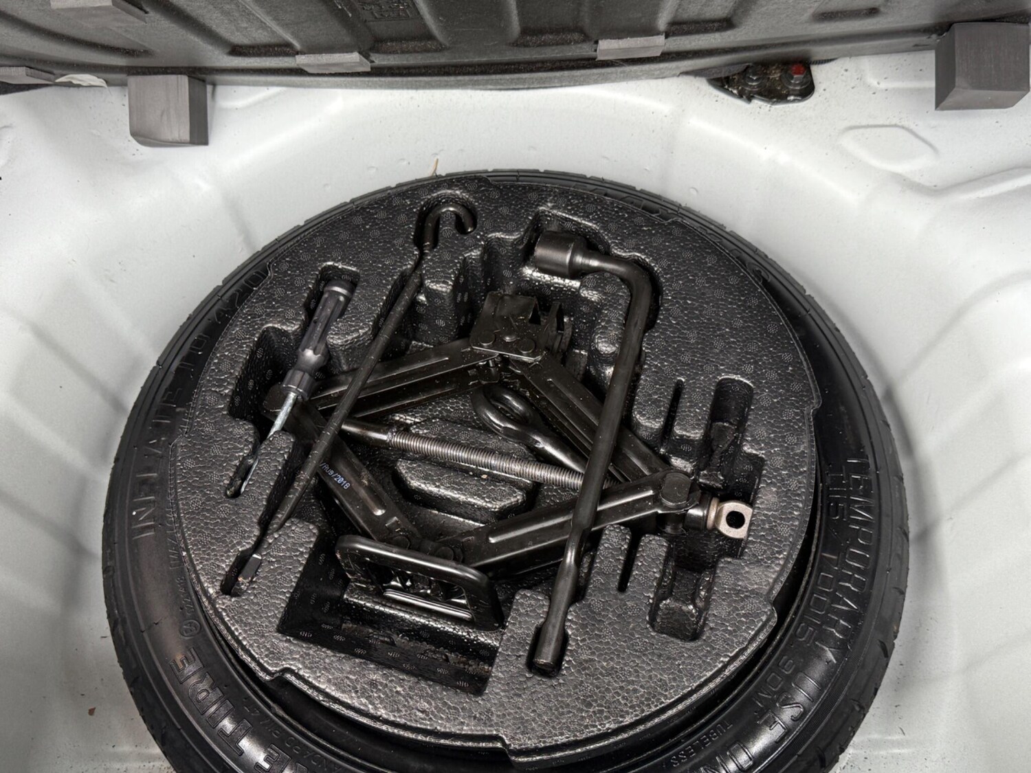 Used Hyundai i10 2018 for sale - 76337052: Photo 21