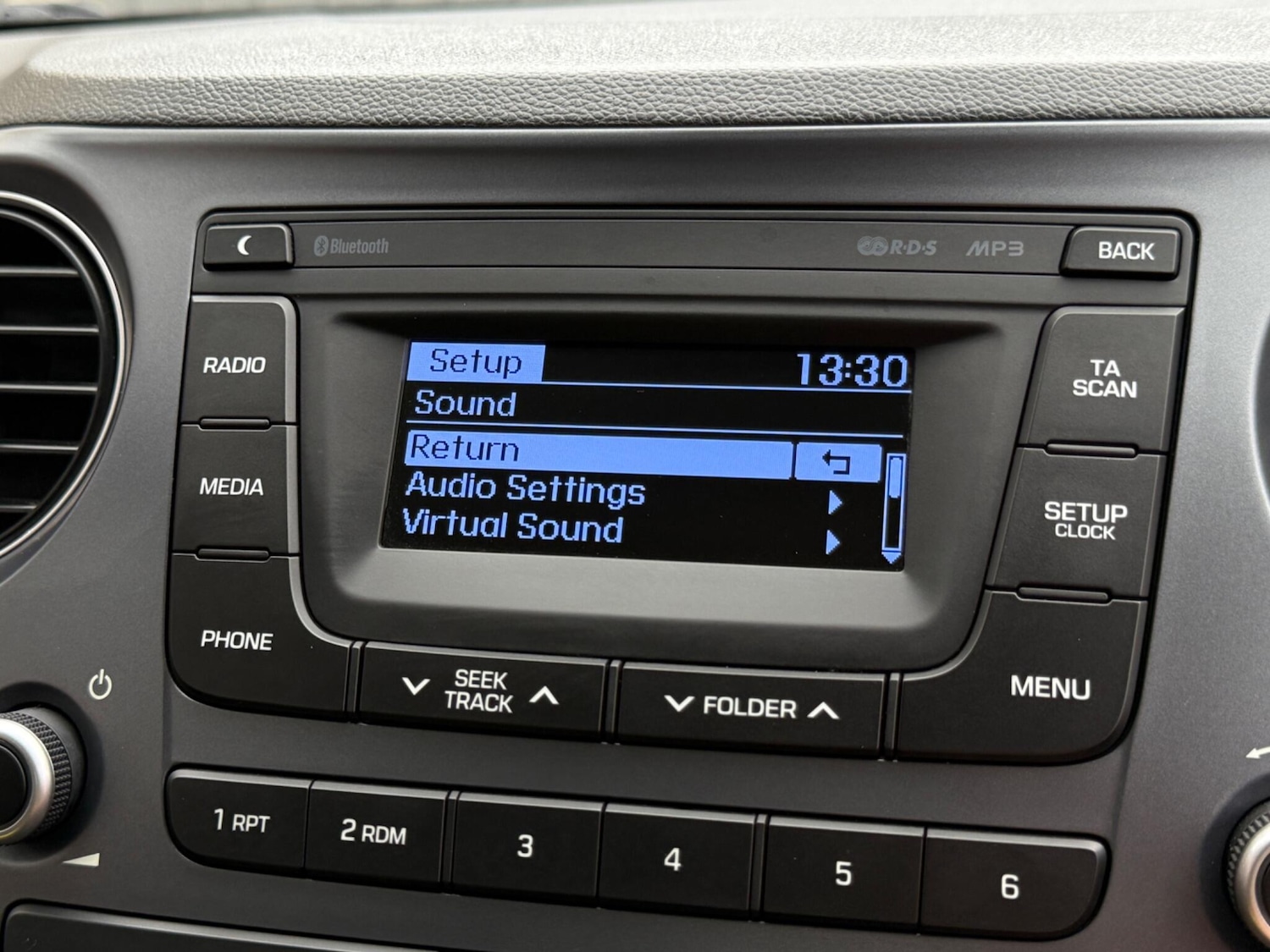 Used Hyundai i10 2018 for sale - 76337052: Photo 45