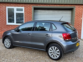 Used Volkswagen Polo 2012 for sale - 76671548: Photo