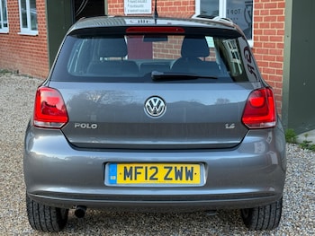 Used Volkswagen Polo 2012 for sale - 76671548: Photo