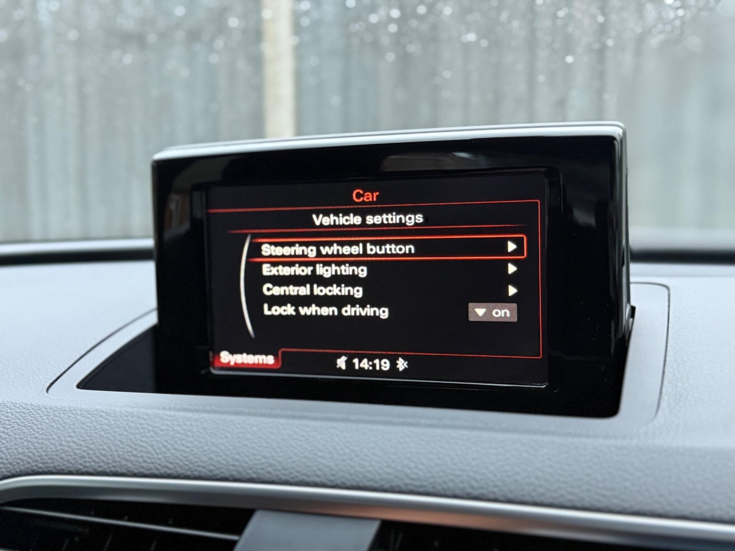 Used Audi Q3 2017 for sale - 77001994: Photo 40