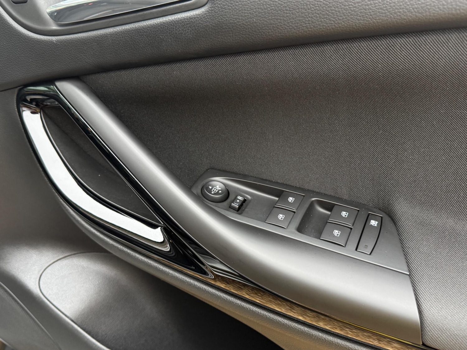 Used Vauxhall Astra 2018 for sale - 77001989: Photo 16