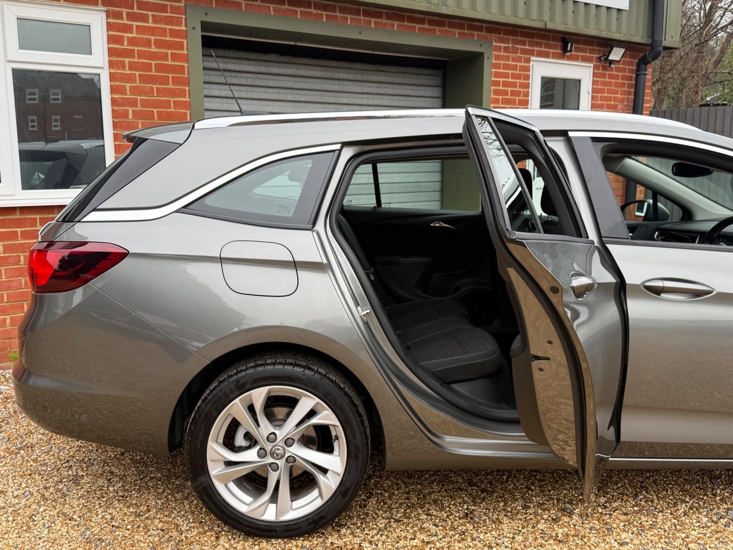 Used Vauxhall Astra 2018 for sale - 77001989: Photo 17