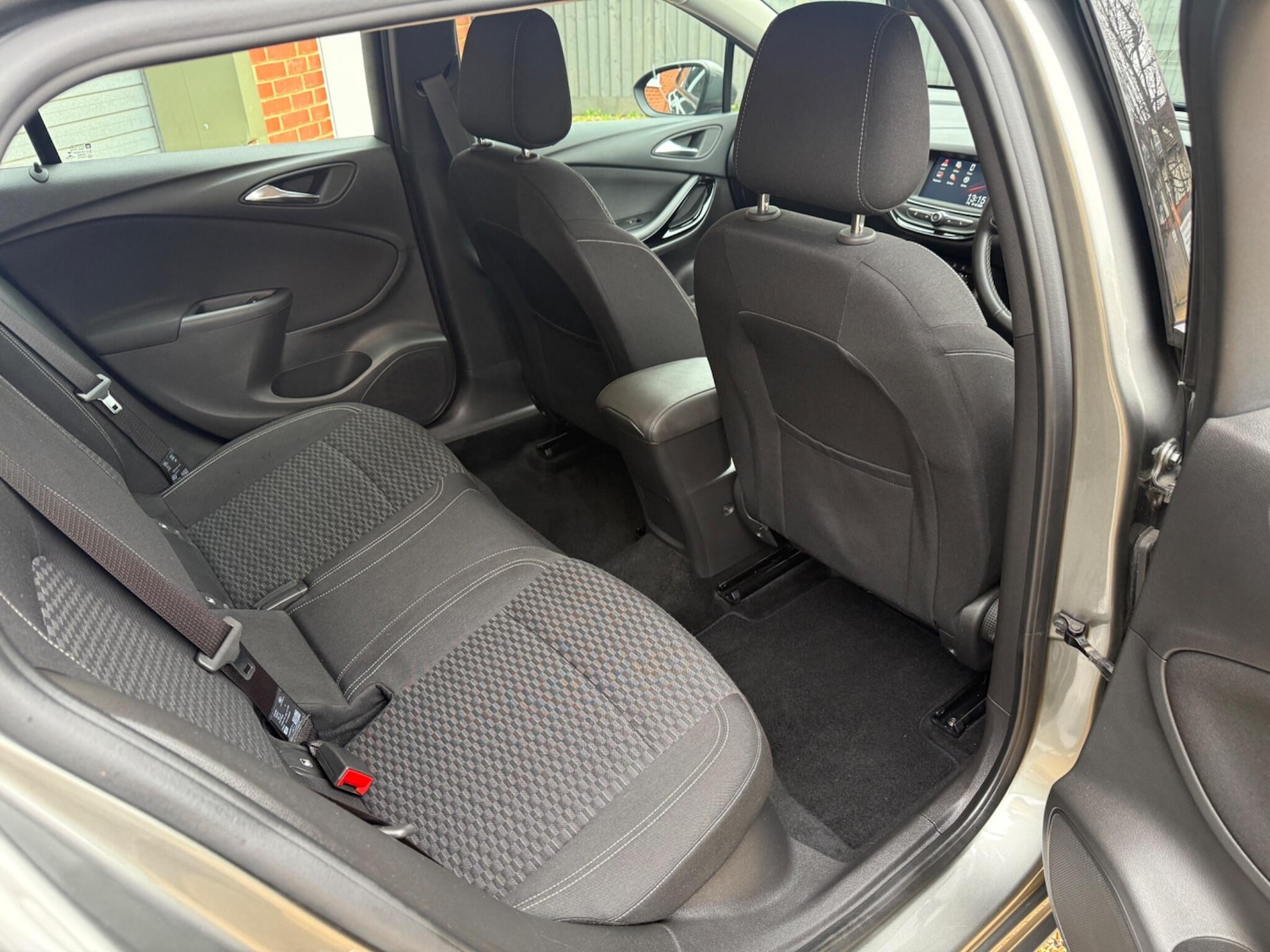 Used Vauxhall Astra 2018 for sale - 77001989: Photo 20