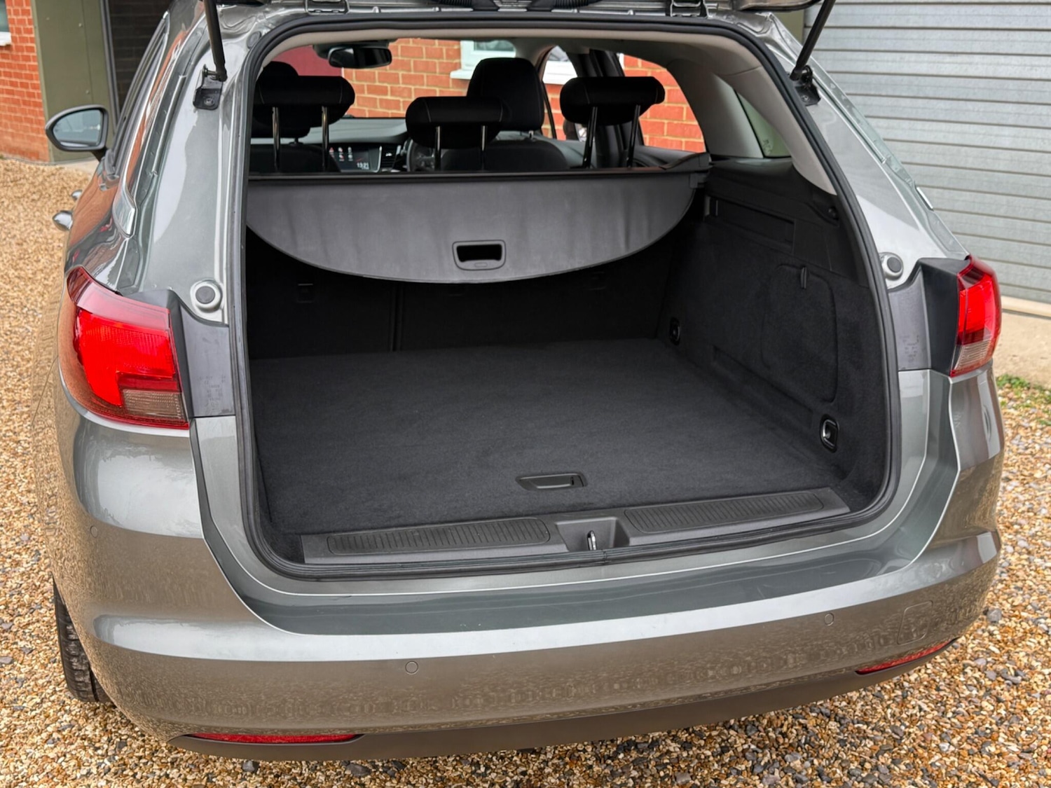 Used Vauxhall Astra 2018 for sale - 77001989: Photo 22