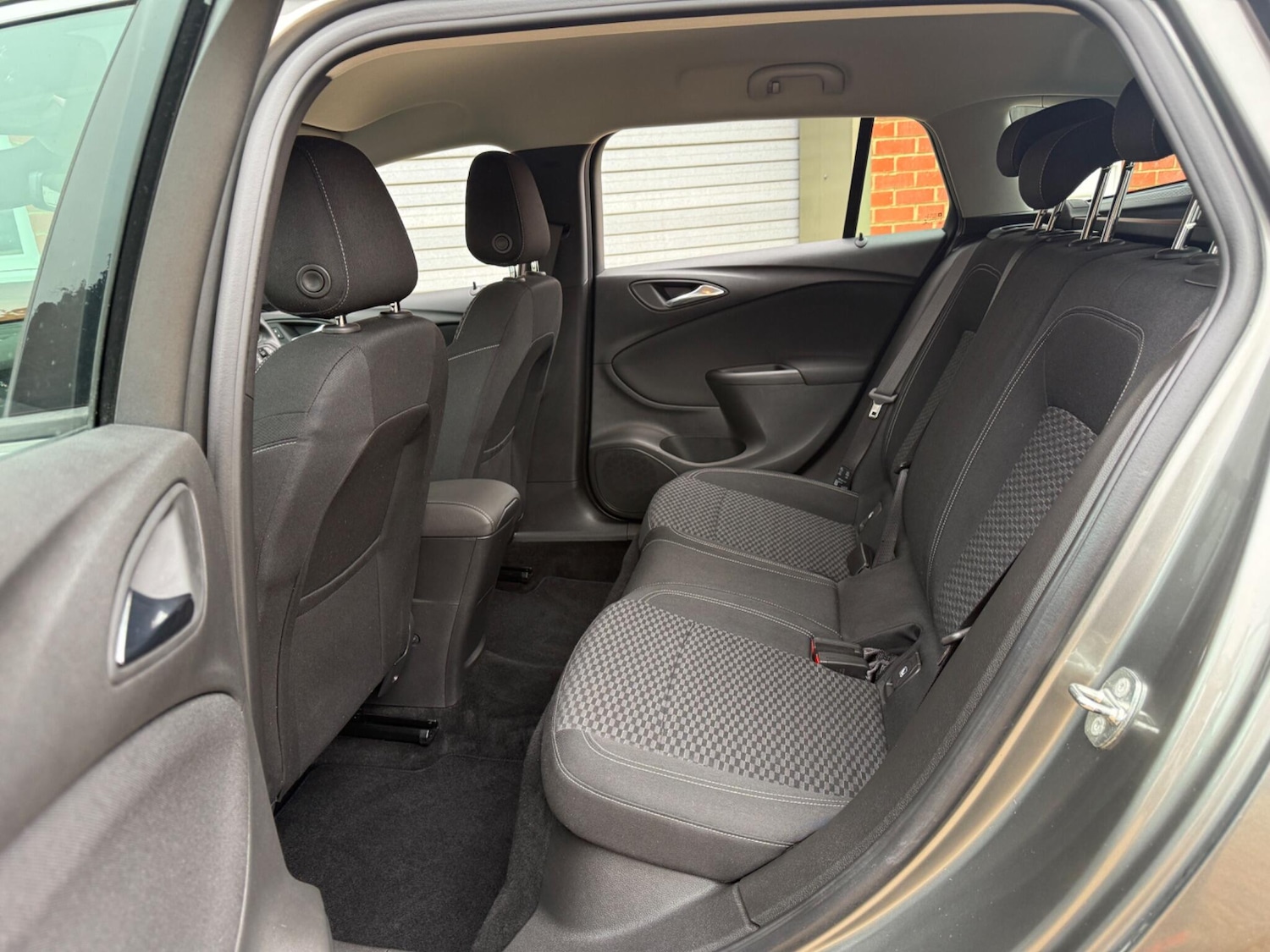 Used Vauxhall Astra 2018 for sale - 77001989: Photo 27