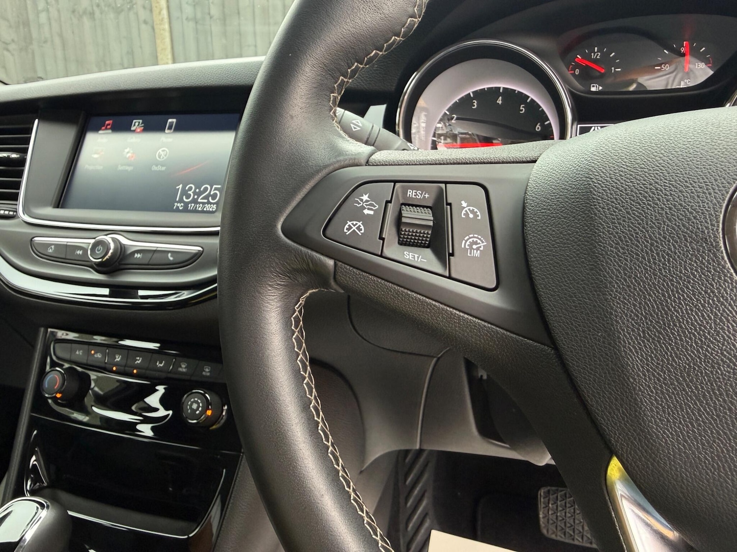 Used Vauxhall Astra 2018 for sale - 77001989: Photo 33