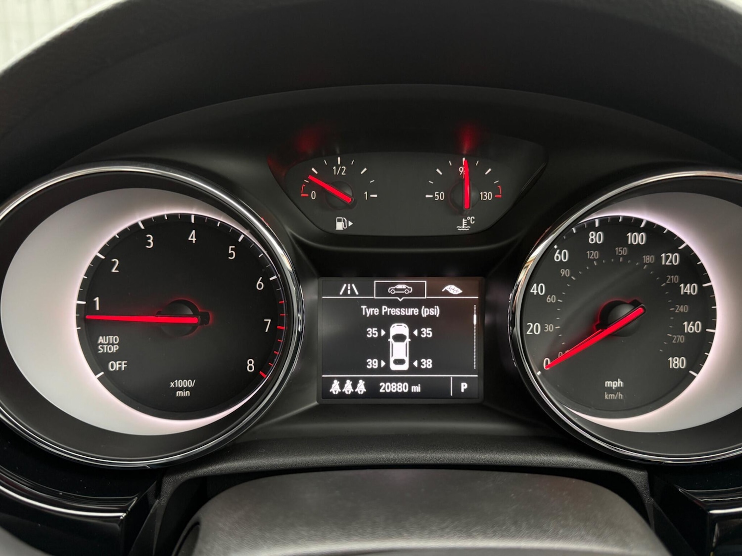 Used Vauxhall Astra 2018 for sale - 77001989: Photo 42