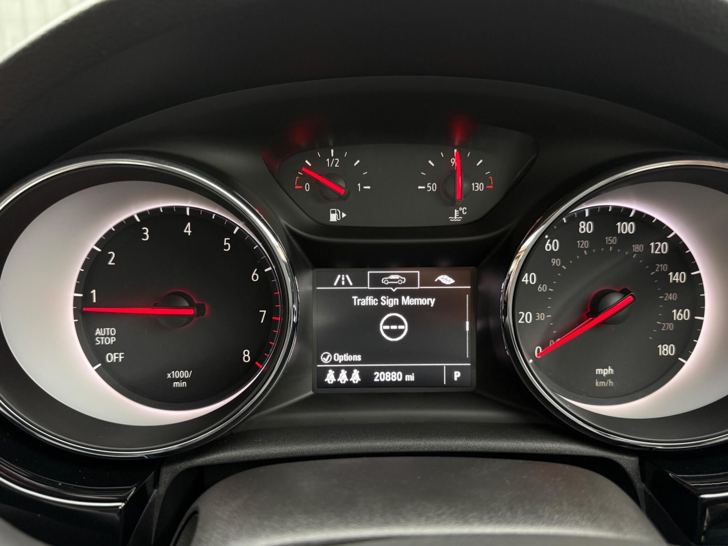 Used Vauxhall Astra 2018 for sale - 77001989: Photo 44