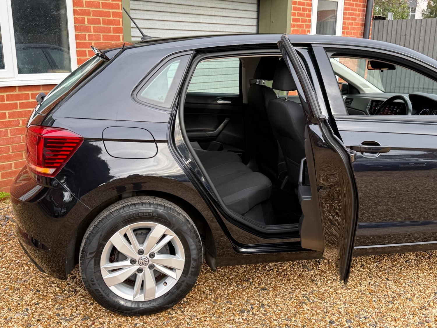 Used Volkswagen Polo 2018 for sale - 77001970: Photo 16