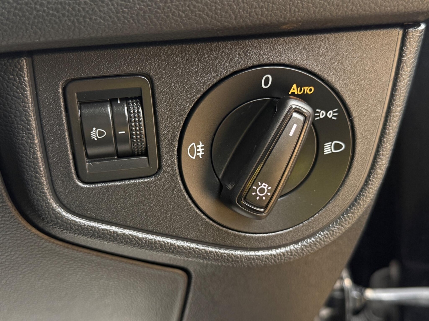 Used Volkswagen Polo 2018 for sale - 77001970: Photo 32