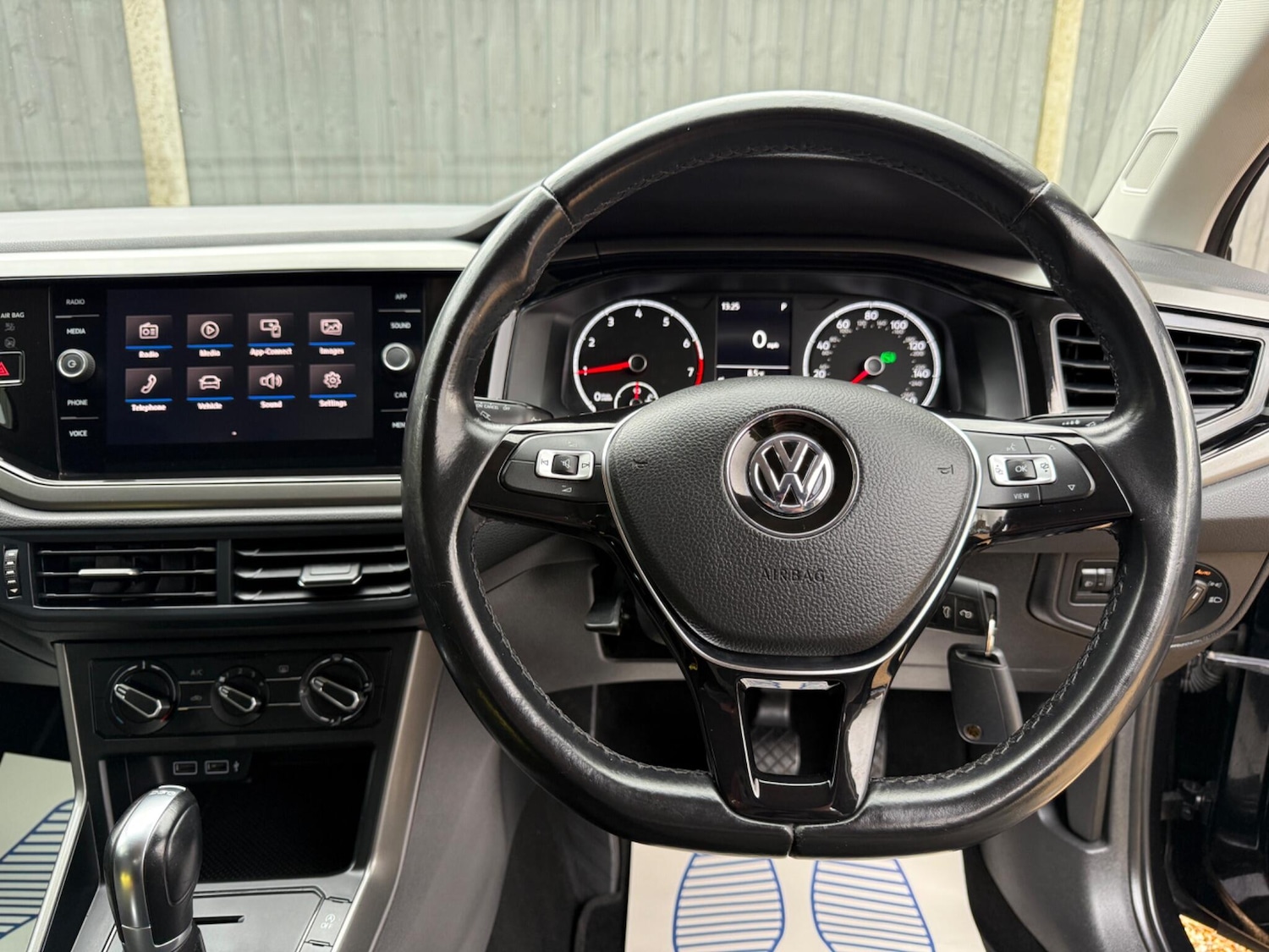 Used Volkswagen Polo 2018 for sale - 77001970: Photo 6