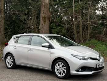 2017 (17) - 1.8 VVT-h Business Edition CVT Euro 6 (s/s) 5dr (Safety Sense)