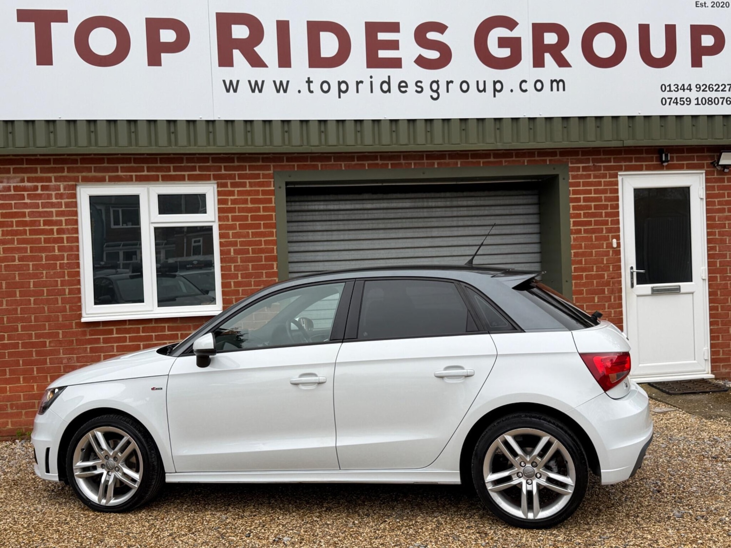 Used Audi A1 2012 for sale - 77305341: Photo 2